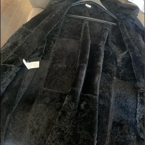 Elegance suede shearling swing coat with fur trim. - Picture 2 of 7